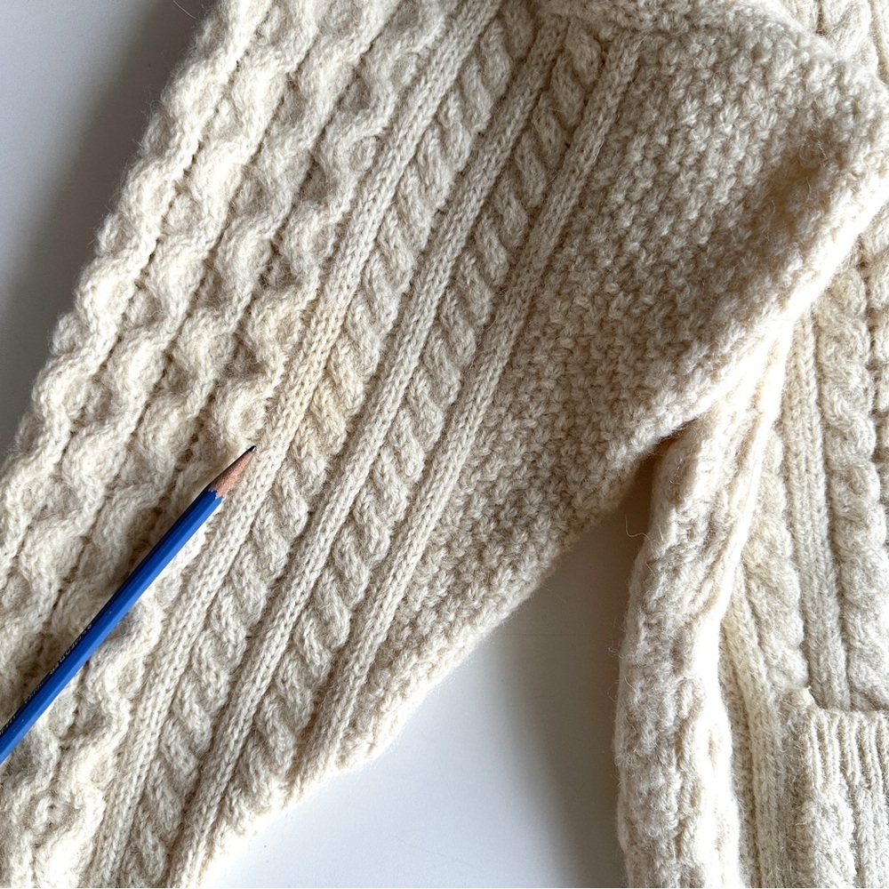 Vintage Irish Hand Knit Wool Cable Cardigan Fisherman Aran Handmade in Ireland - Picture 12 of 14